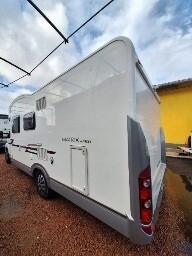 Adria MATRIX M 680 SP CON AMPIO GARAGE