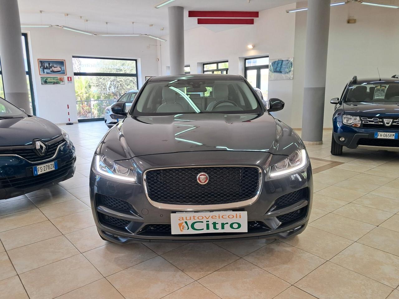 Jaguar F-Pace 2.0 D 180 CV AWD Prestige
