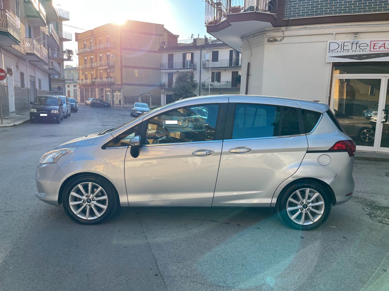 Ford B-Max 1.5 TDCi 75 CV Titanium