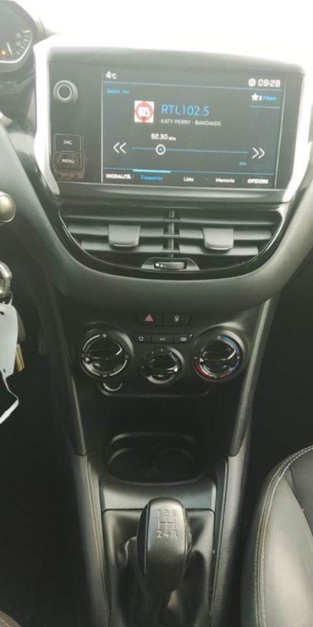 PEUGEOT 208 1° serie PureTech 82 Stop&Start 5 porte Allure