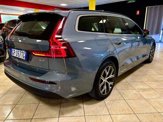 VOLVO V60 B4 (d) automatico Core UNIPRO - KM CERTIFICATI