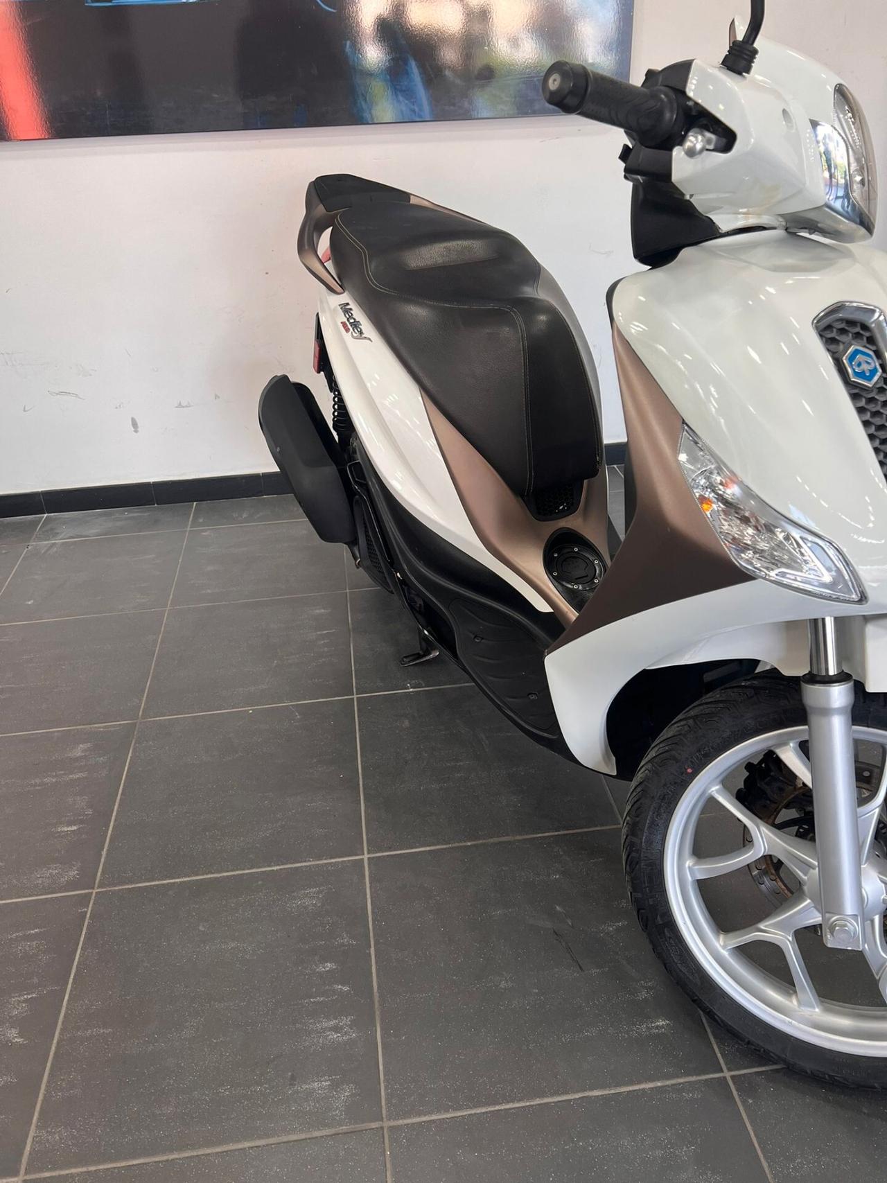 Piaggio Medley 125