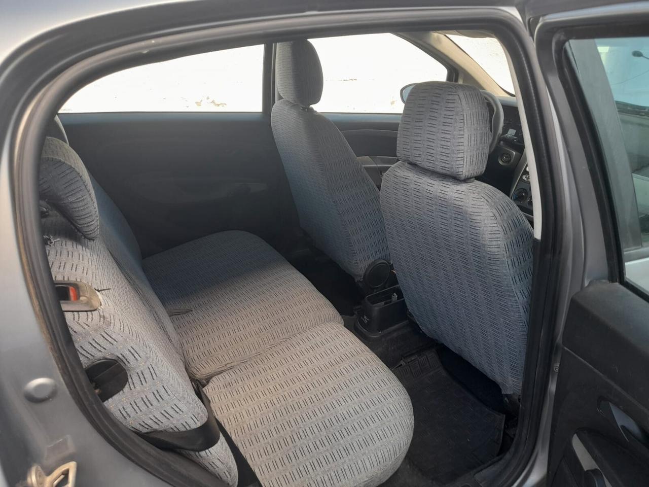 Fiat Grande Punto 1.2cc gpl (PRIVATO)-2006