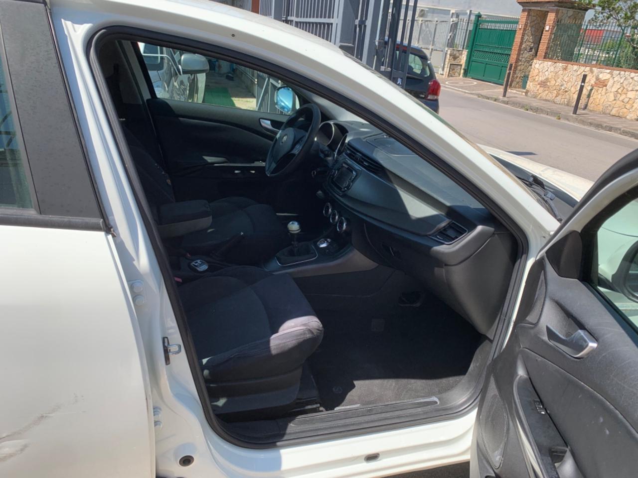 Alfa Romeo Giulietta 1.6 JTDm-2 105 CV Progression