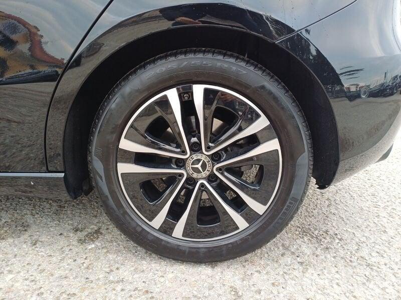 Mercedes-Benz Classe A A 180 d Progressive Advanced