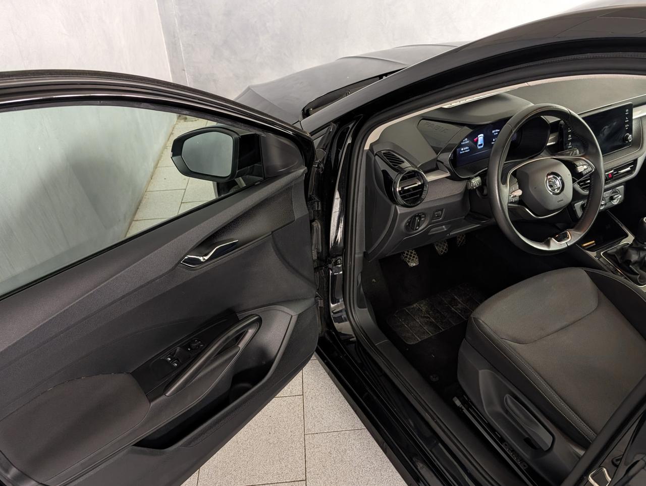 Skoda 1.0 mpi 80cv Selection