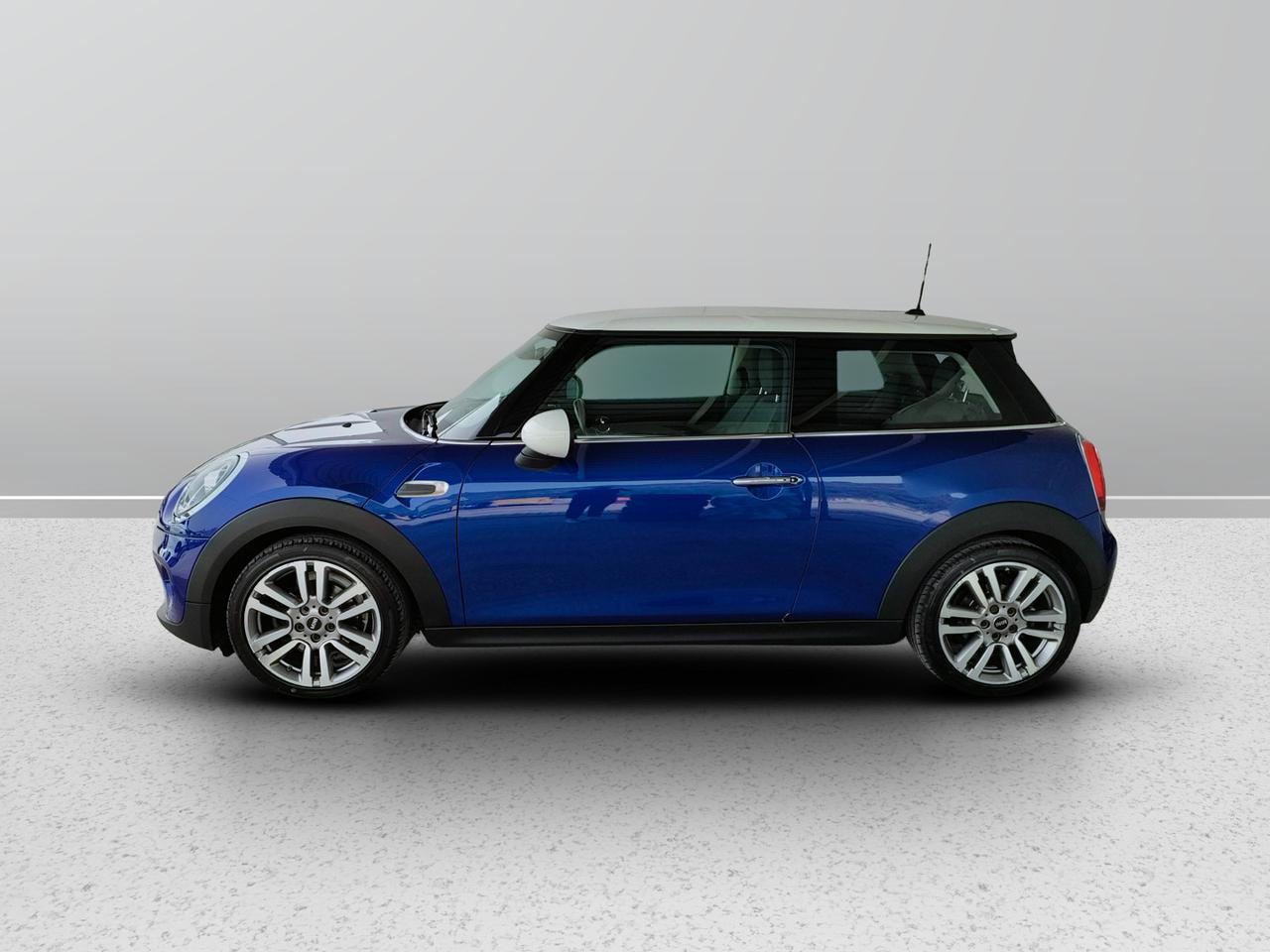 MINI Mini IV F56 2018 3p - Mini 3p 1.5 Cooper D auto