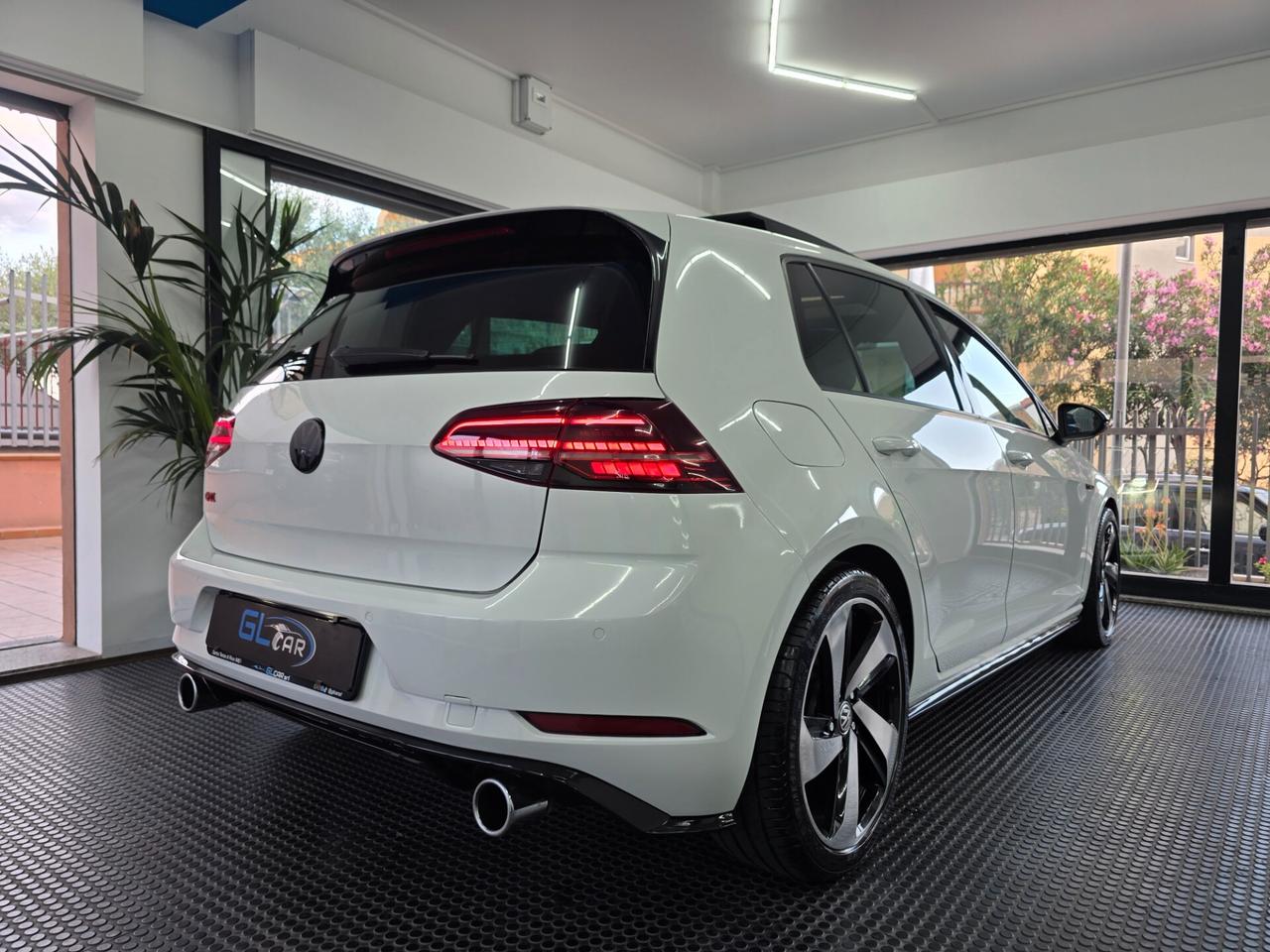 Volkswagen Golf 7.5 2.0 TSI 230CV GTI 7,5 MANUALE TETTO