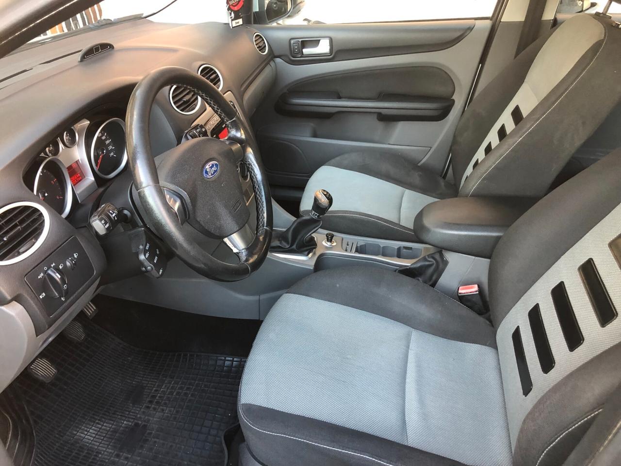 Ford Focus 1.6 TDCi (110CV) 5p. Ikon DPF