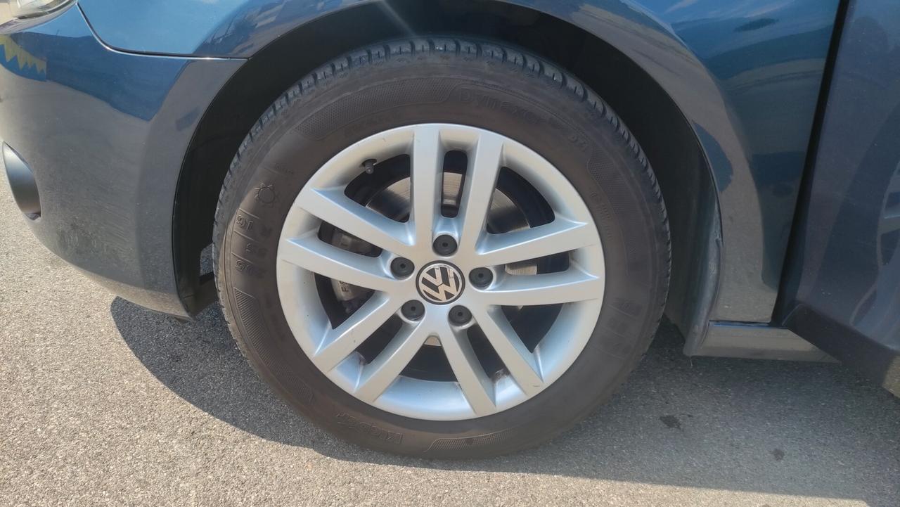 Volkswagen Golf VI 1.6 TDI DPF 5p. Highline NEOPATENTATI - 2010