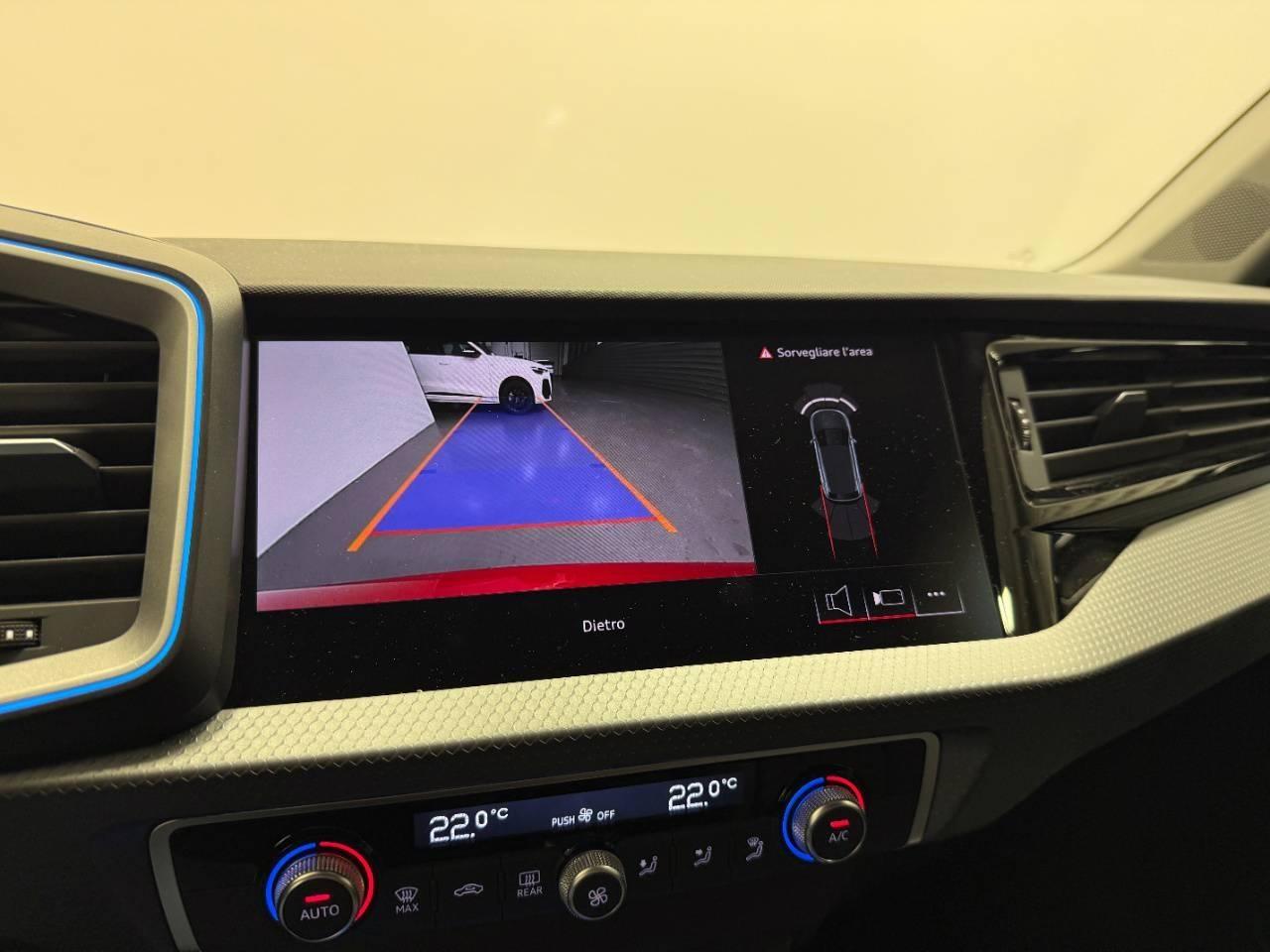AUDI A1 ALLSTREET 30 TFSI S-TRONIC IDENTITY CONTRAST