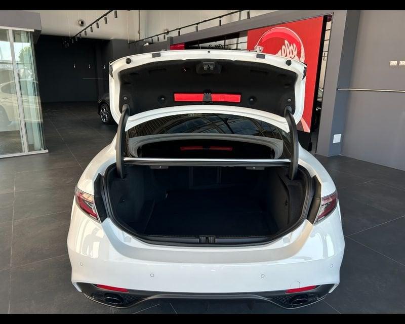 Alfa Romeo Giulia 2.2 Turbodiesel 210 CV AT8 AWD Q4 Tributo Italiano