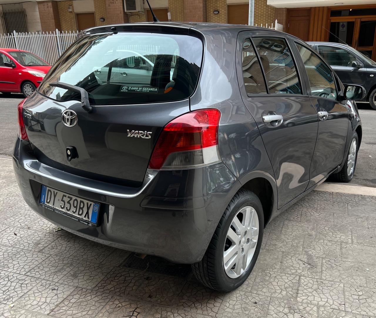 Toyota Yaris 1.4 D-4D DPF 5 porte