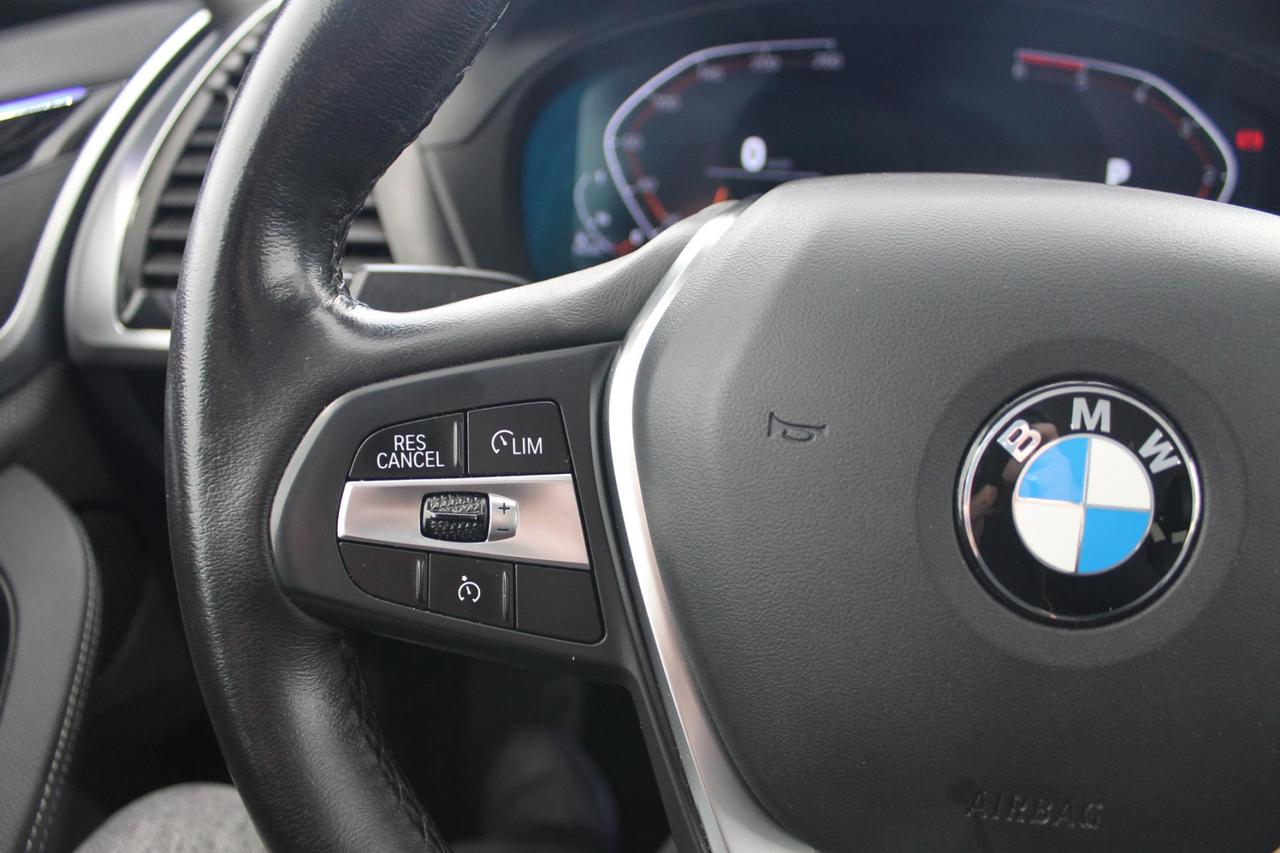 BMW X3 Sdrive 18d X-LINE Auto