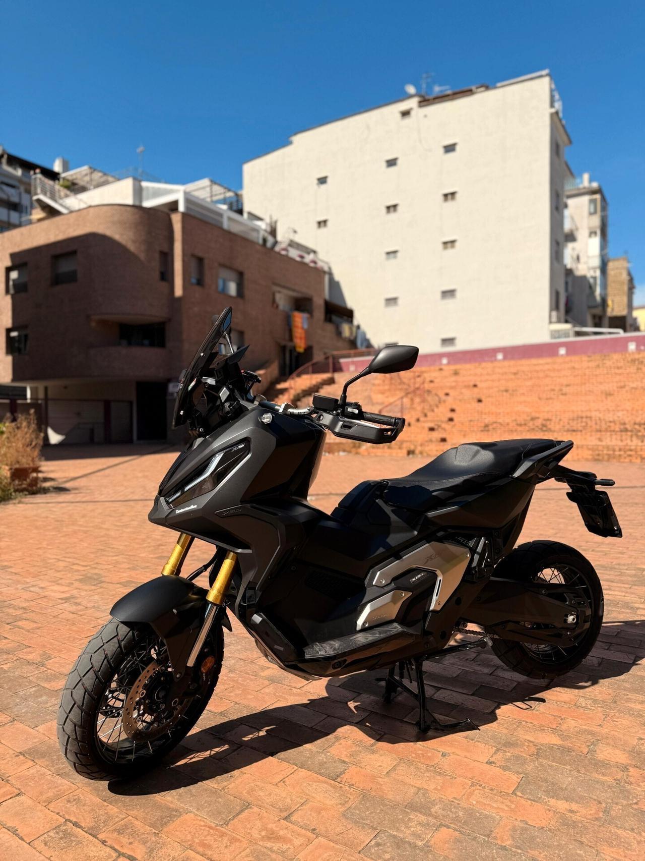 HONDA XADV 750