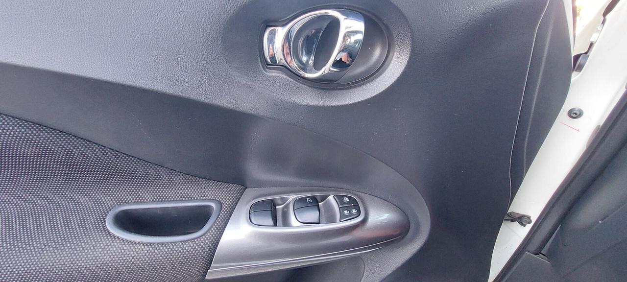 JUKE 1,5 DIESEL 110 CV MINISTRY OF SOUND NAVIGATORE TELEFONO LEGA RETOCAMERA IMPECCABILE
