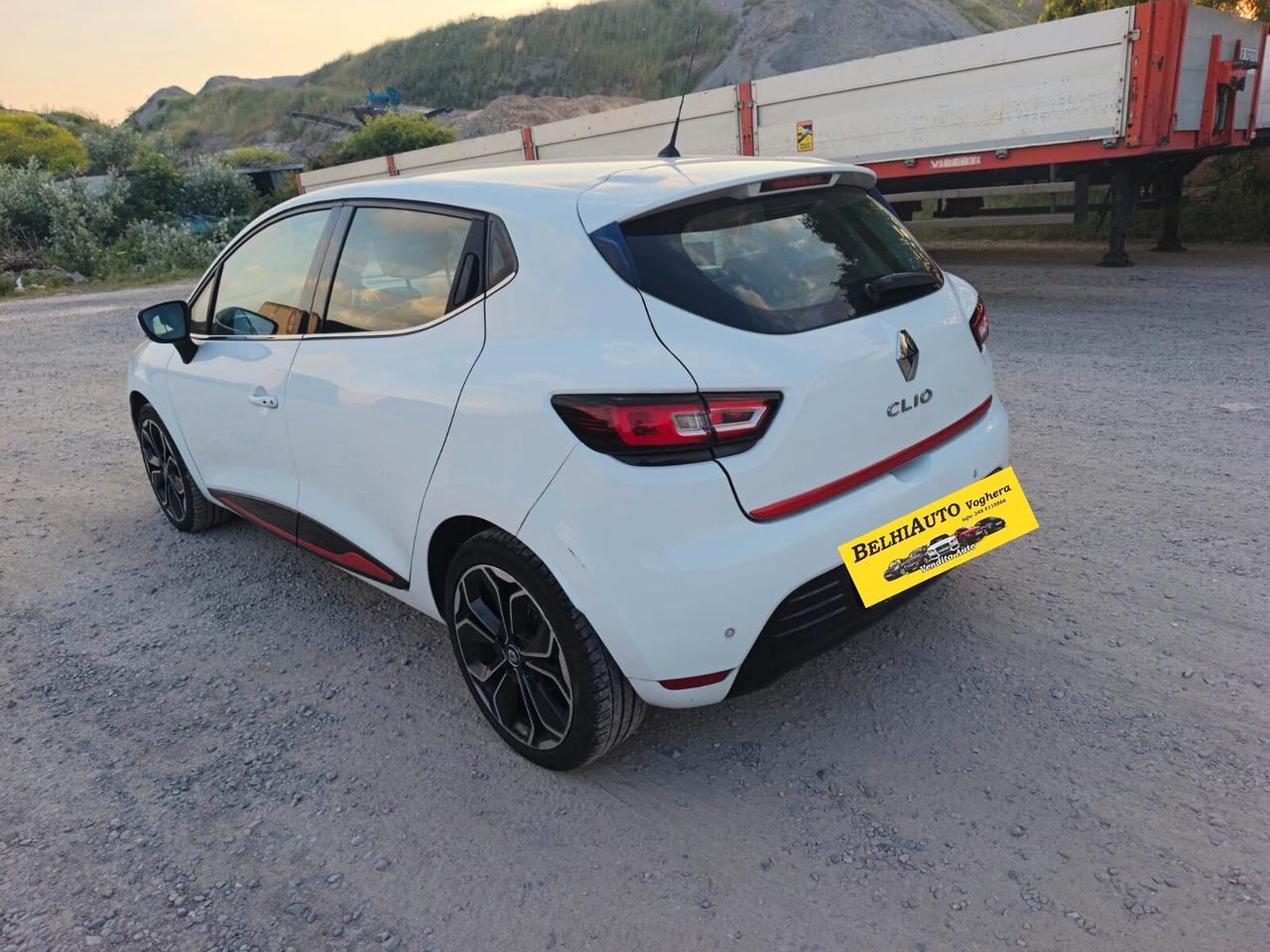 Renault Clio 2017---1.2 Benzina