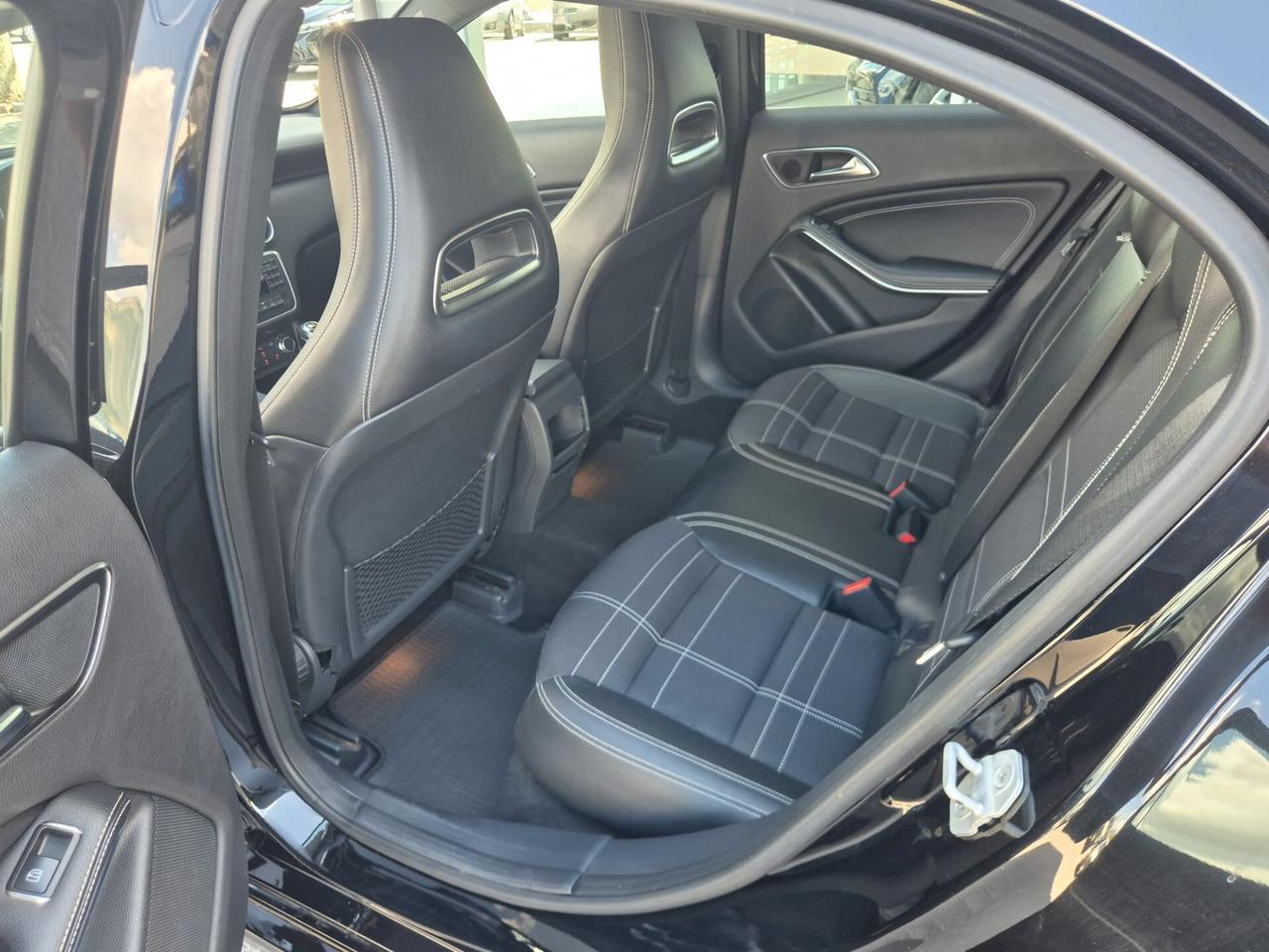 Mercedes-benz A 180 CDI BlueEFFICIENCY Automatic Sport