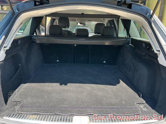 MERCEDES-BENZ E 220 d S.W. 4Matic Auto Business Sport All-Terrain