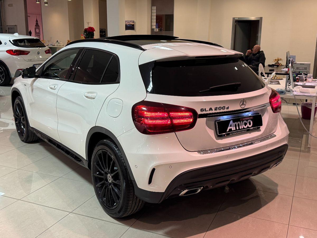 MERCEDES GLA 200 d Automatic Premium Edition Solo 67.000km Tetto