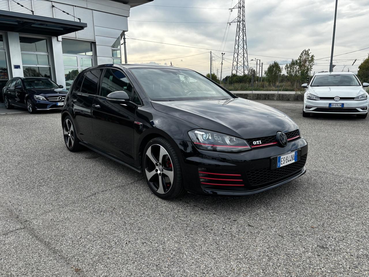 Volkswagen Golf GTI 2.0 TSI 5p. BlueMotion Technology - 2013