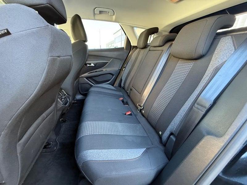 Peugeot 3008 BlueHDi 130 S&S EAT8 Allure