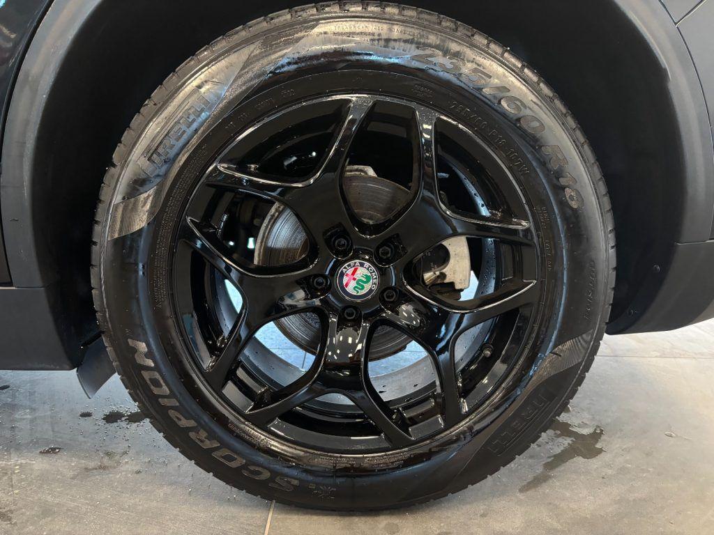 Alfa Romeo Stelvio 2.2 Diesel AT8 Sport-Tech Automatico