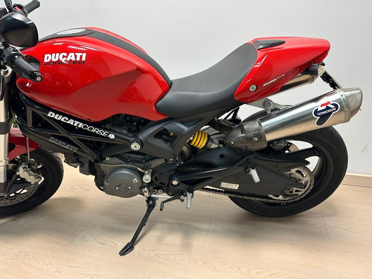 DUCATI MONSTER 696 SCARICO TERMIGNONI DA 99€ AL MESE