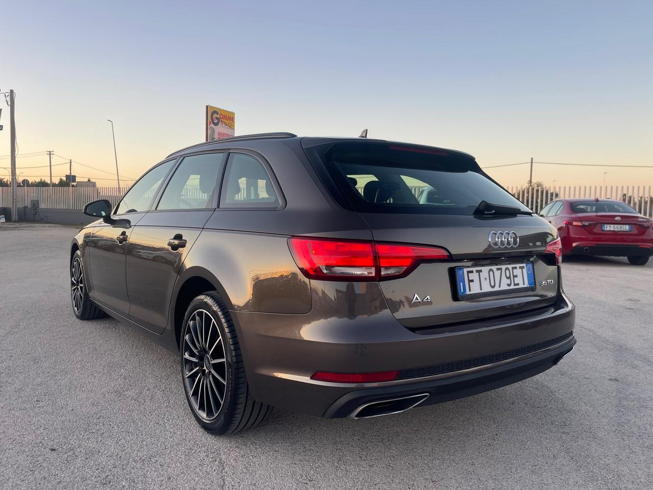 AUDI A4 35 2.0 TDI 150CV AUT AVANT FULL LED MY19