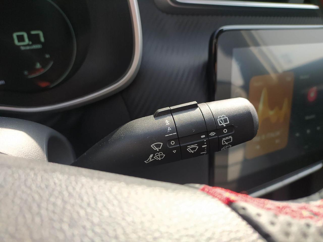 Mg ZS Luxury 1.5 VTi-TECH #9925