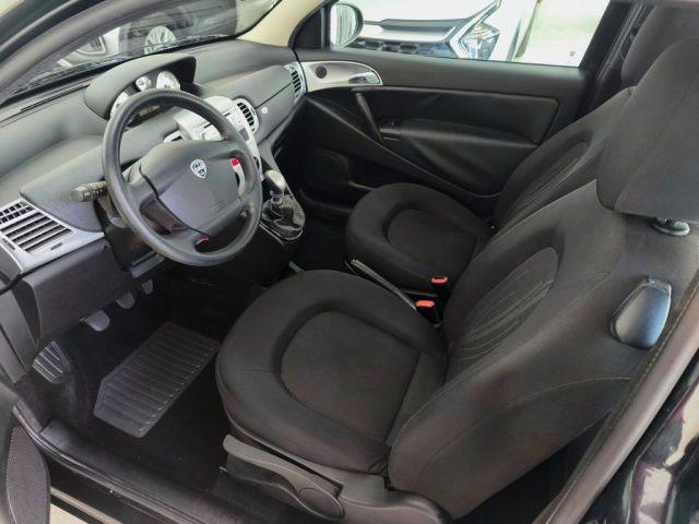 LANCIA Ypsilon 1.2 69 CV Diva