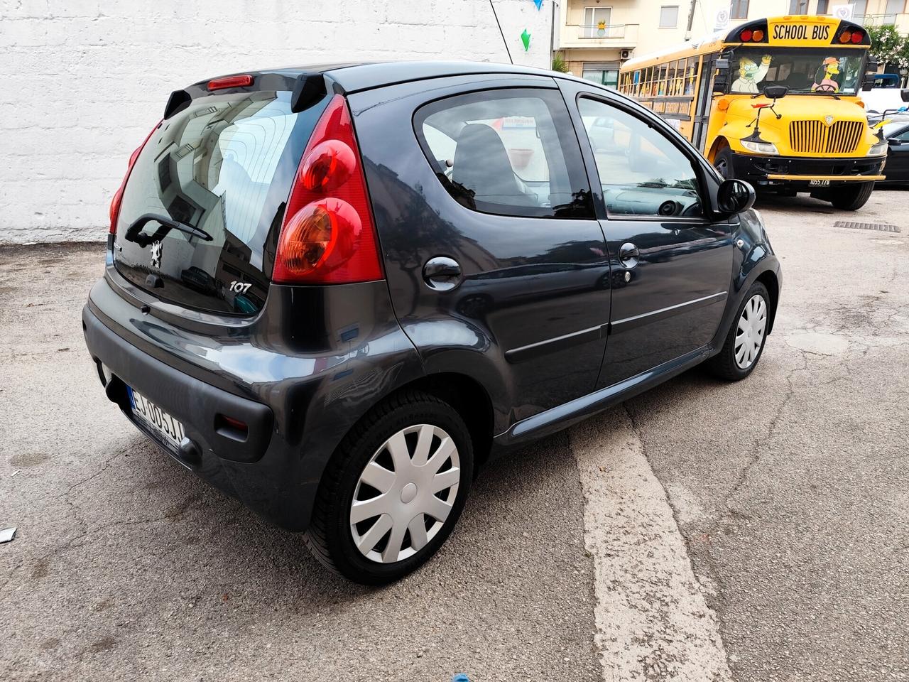 Peugeot 107 1.0 68CV 5p. Active 2Tronic