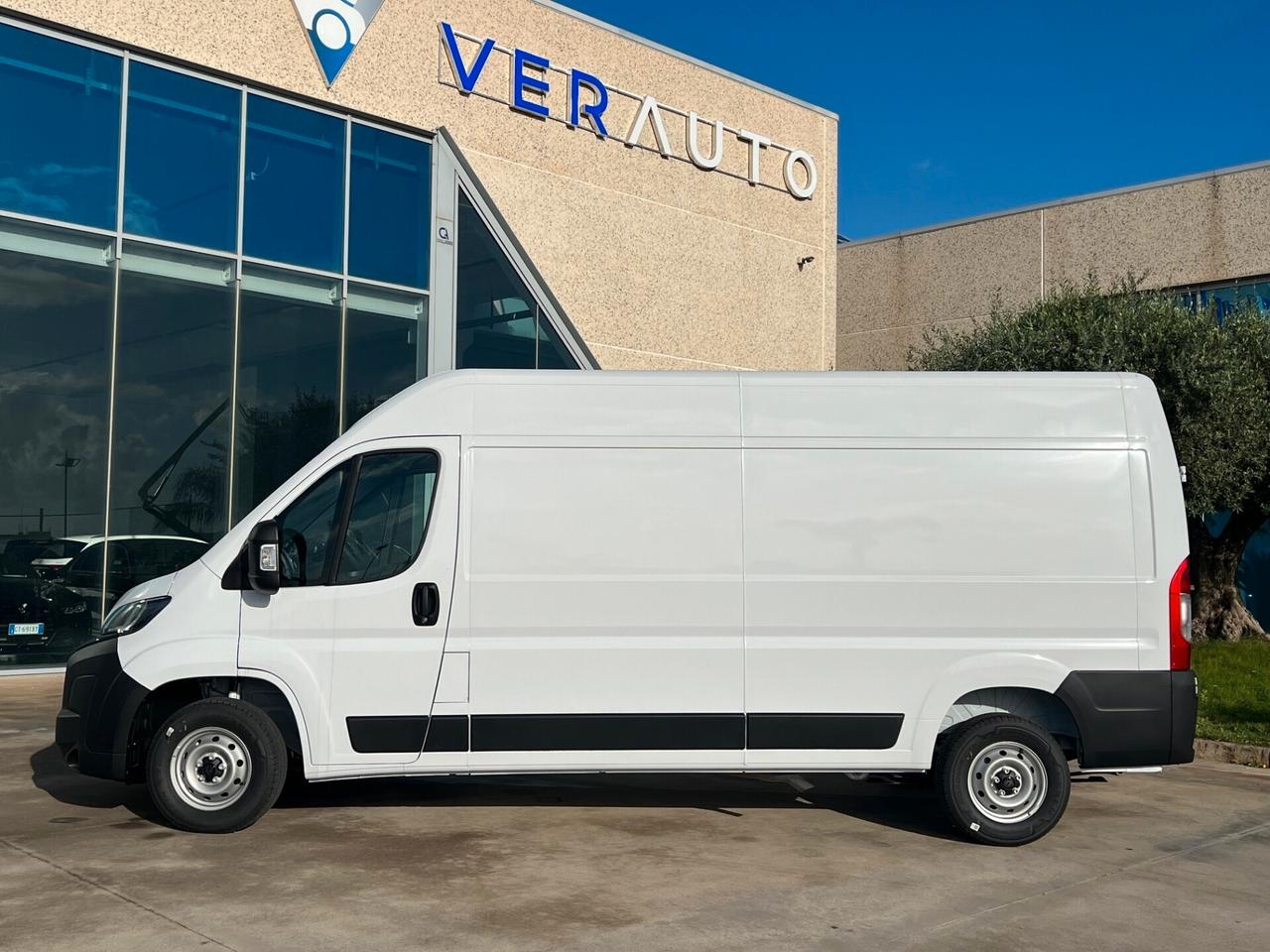 Peugeot Boxer 35 2.2 BlueHDi 140 S&S PLM-TM Furgone - T-Stock 2025
