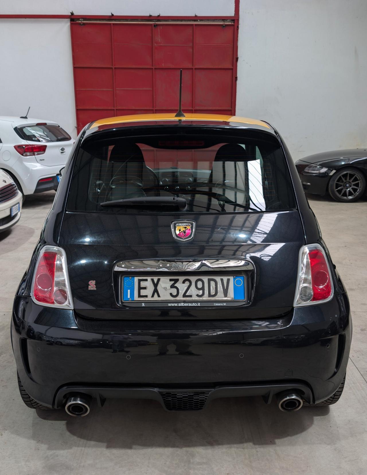 Abarth 500 1.4 Turbo T-Jet Custom