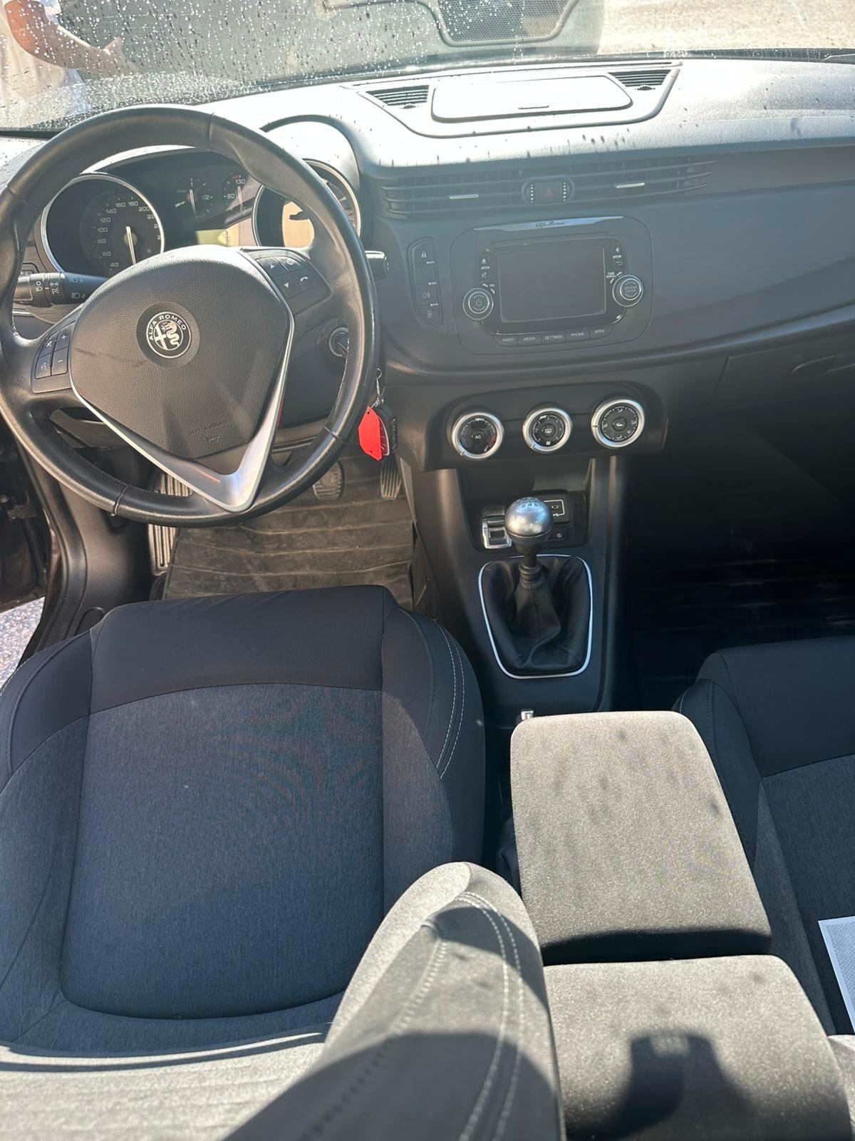Alfa Romeo Giulietta DIESEL MARZO 2018 FULL OPTIONAL 66MILAKM