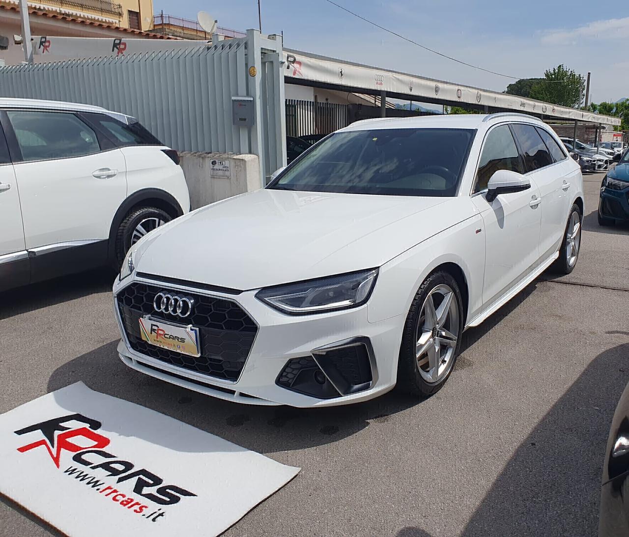 Audi A4 Avant 30 TDI/136 CV S tronic S line edition