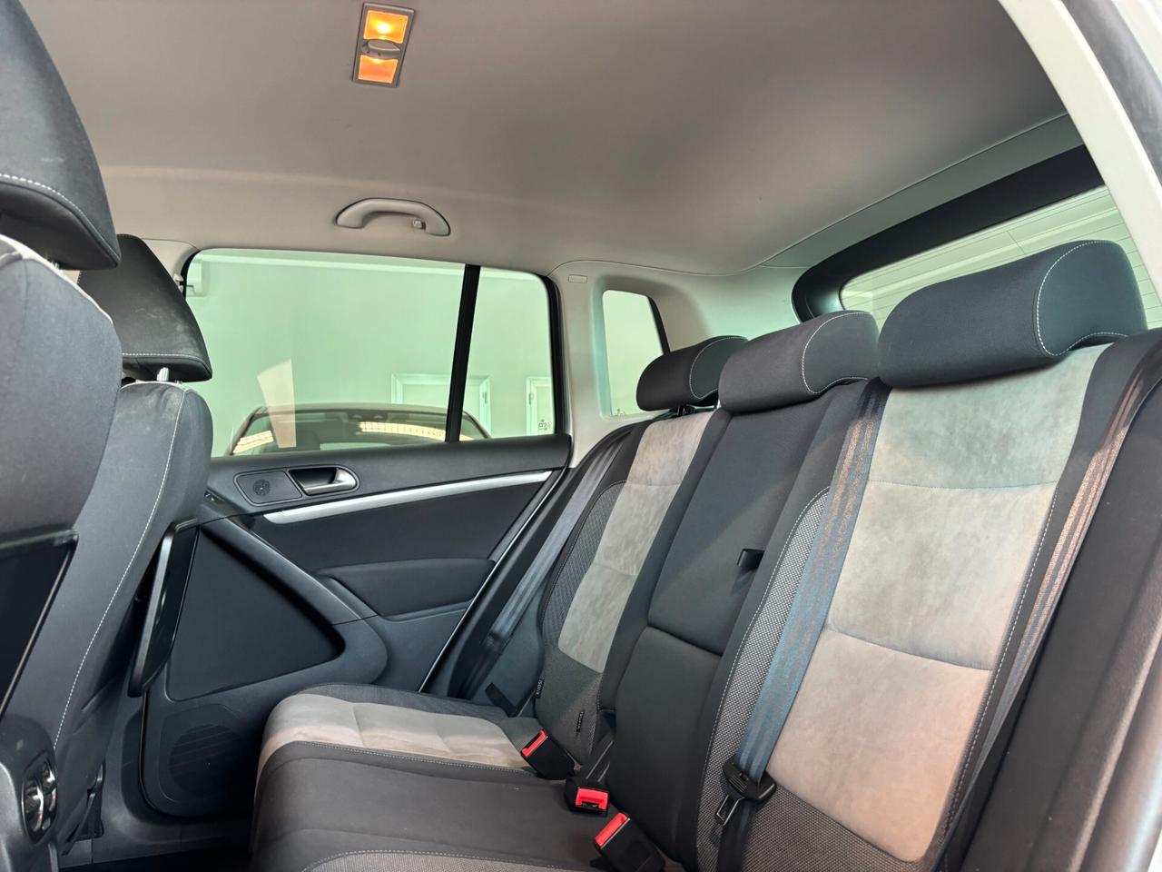 Volkswagen Tiguan 2.0 tdi Track*NAVI*TELECAMERA