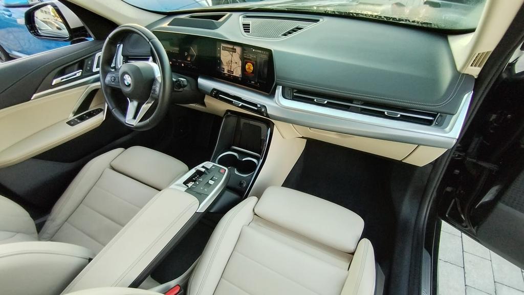 BMW X1 18 i X-Line Edition Signature sDrive DCT