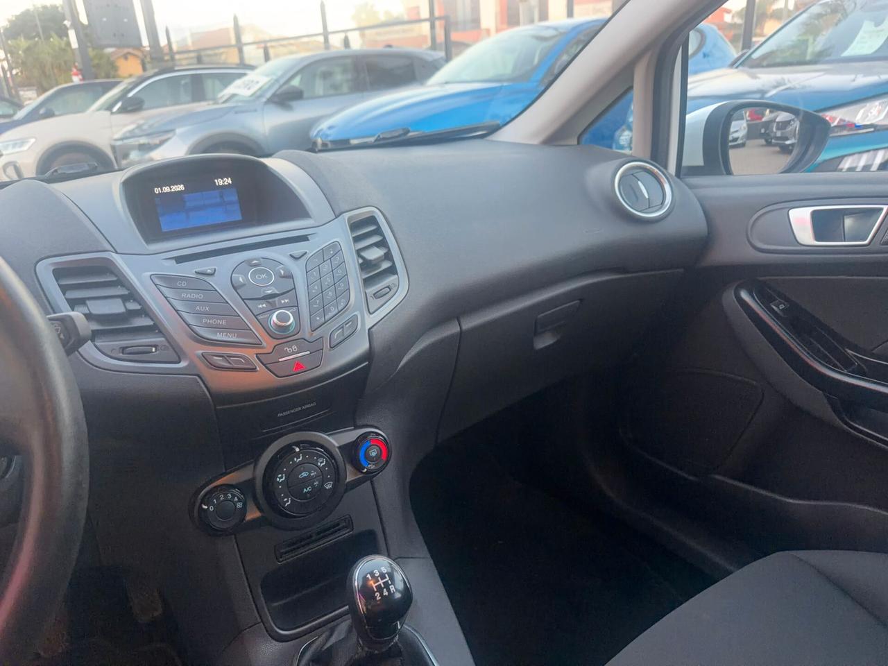 Ford Fiesta 1.5 TDCi 75CV 5 porte Black & White Edition, CON SOLI KM77.000