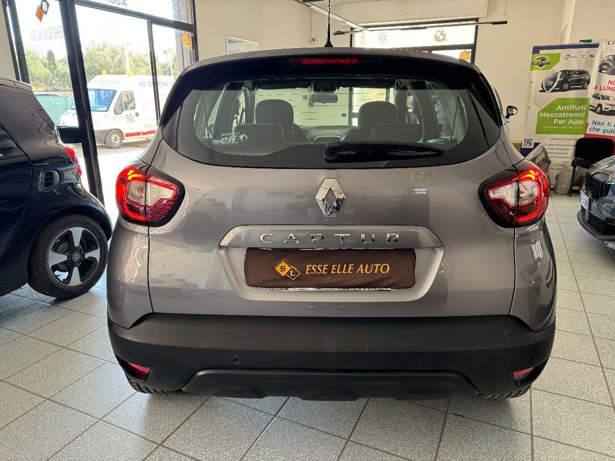 RENAULT - Captur - dCi 8V 90 CV Business UNICO PROP/ IVA DEDUCIBILE/ NAVIGATORE/ XENO/ PDC