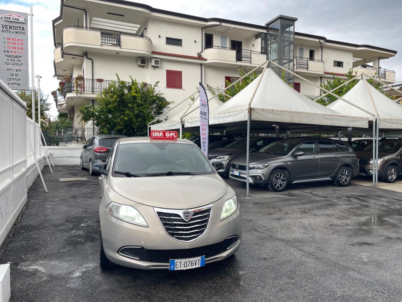 Lancia Ypsilon 1.2 69 CV 5 porte GPL Ecochic Gold