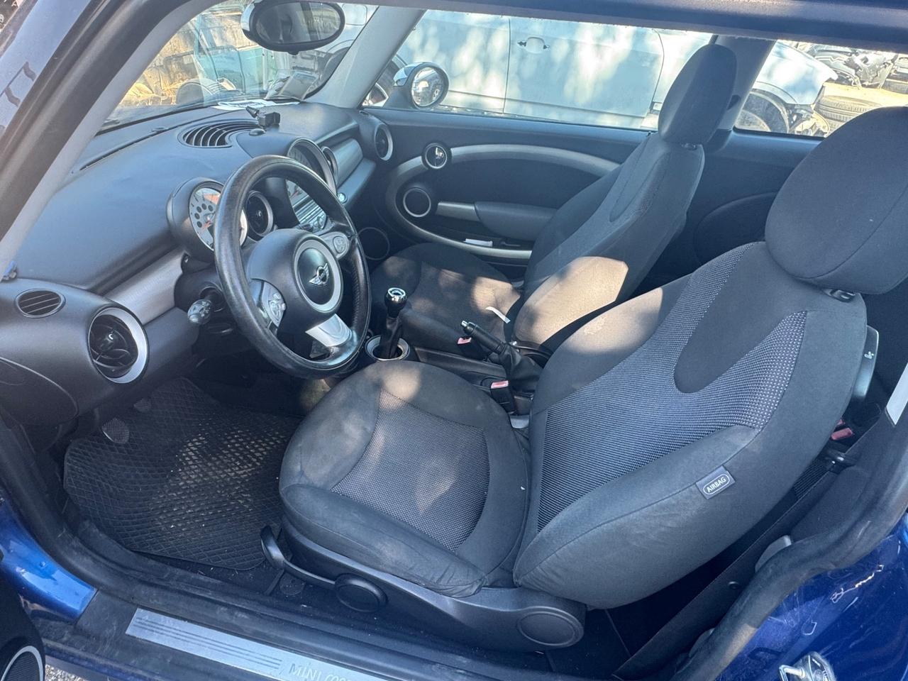 Mini 1.4 16V One Chili