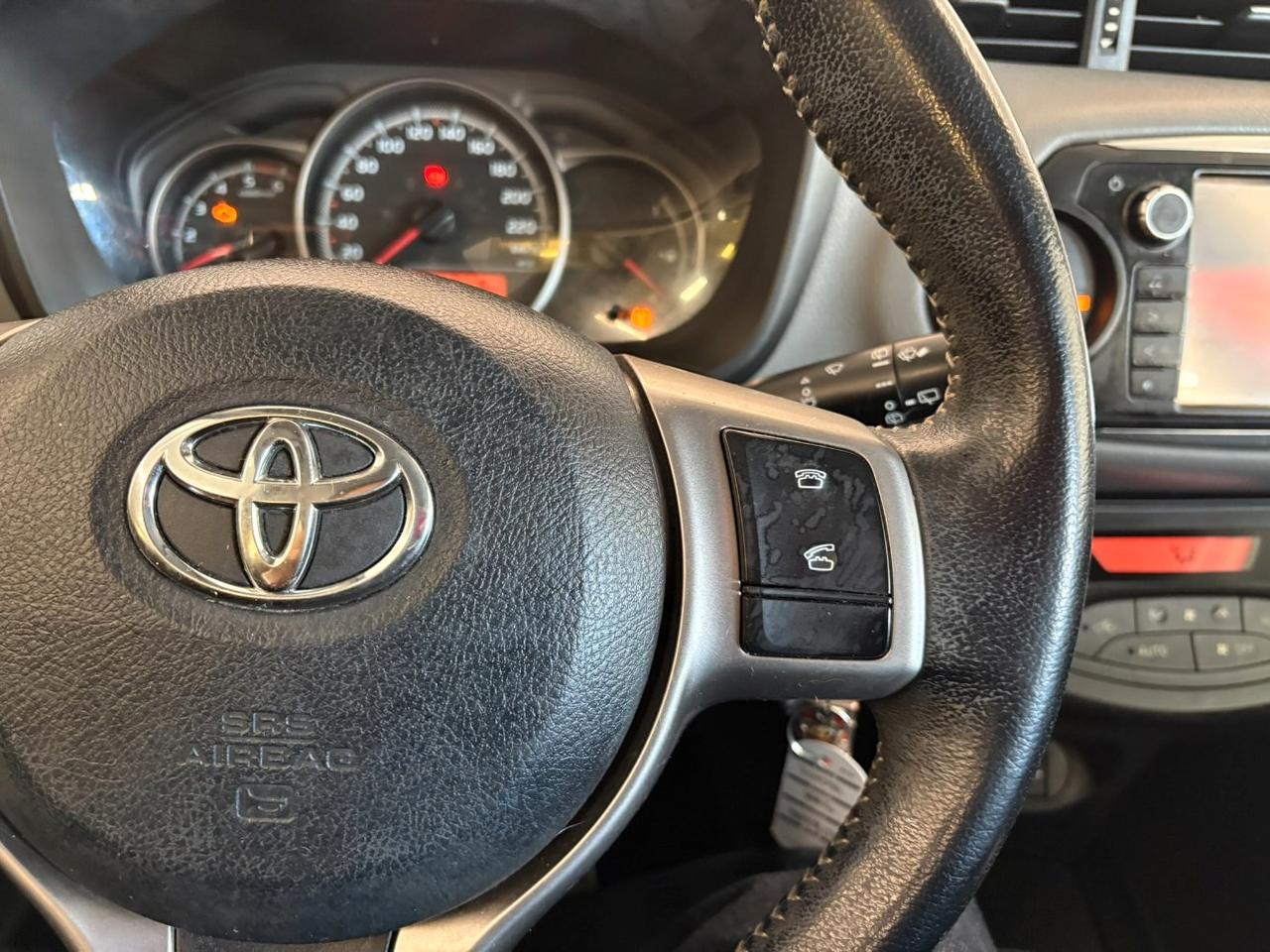 Toyota Yaris 5 Porte Yaris 5p 1.4 d-4d Active E6