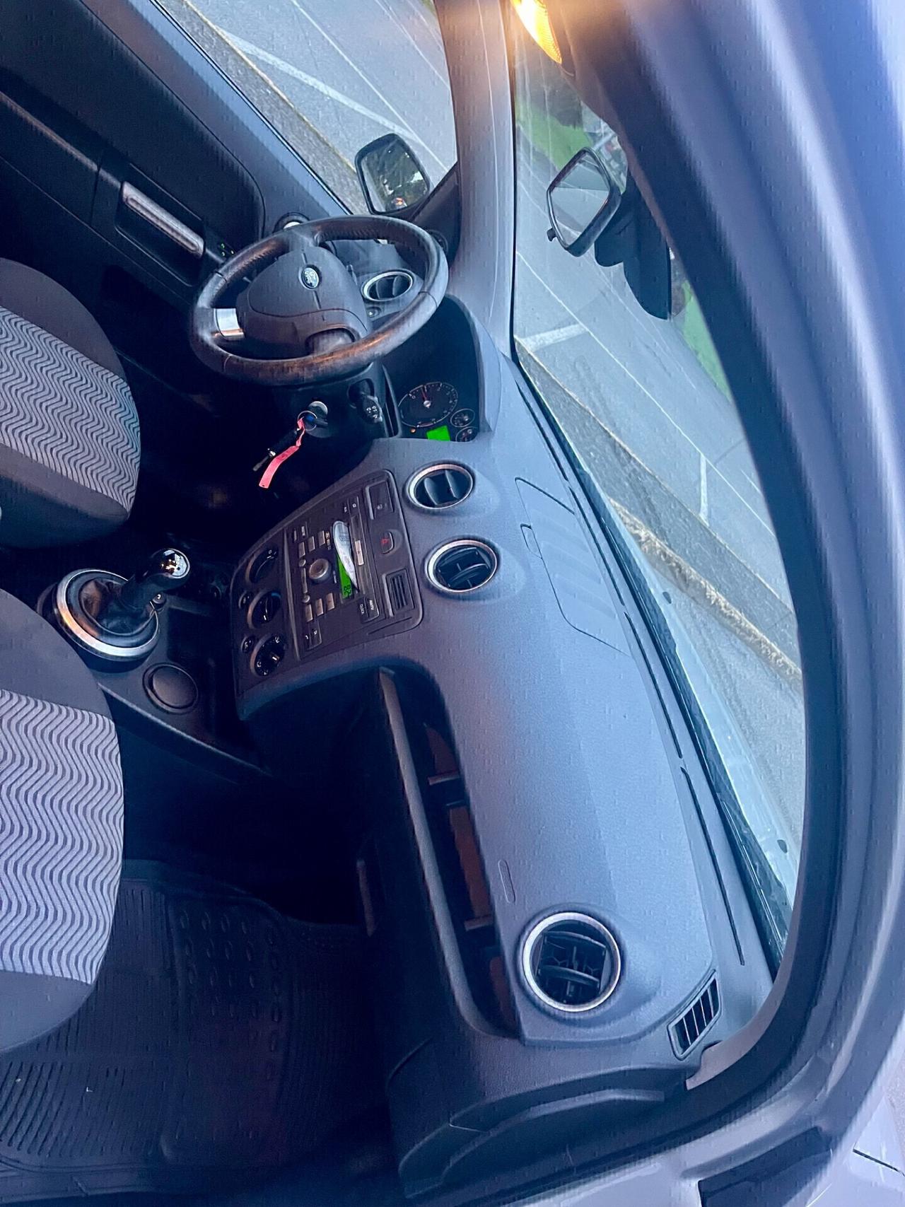 Ford Fusion Fusion 1.4 16V 5p. AUTOMATICO