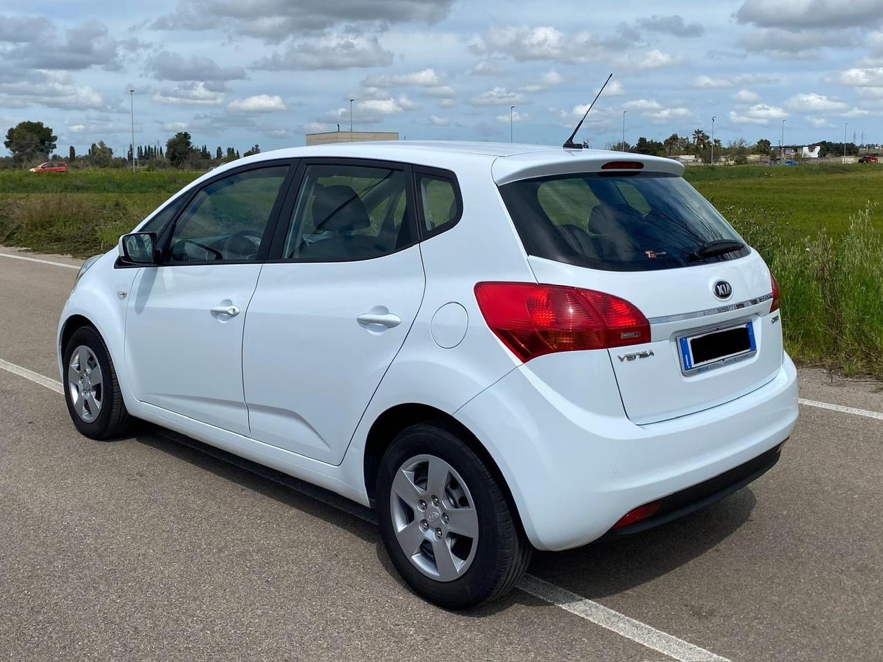 Kia Venga 1.4 CRDi 90CV Active