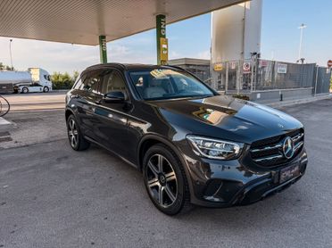 Mercedes-benz GLC 300 d 4Matic Sport TOTAL BLACK