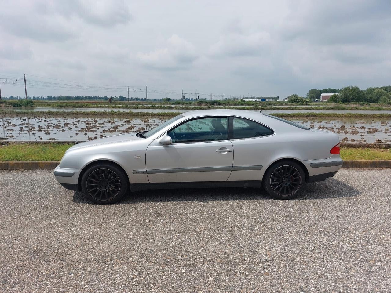Mercedes-Benz CLK 200 2.0 Coupe 200 k Elegance