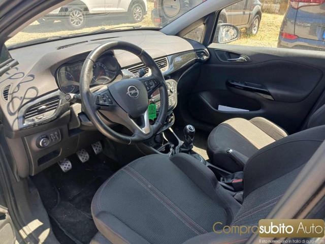 OPEL Corsa 1.4 5 porte Black Edition