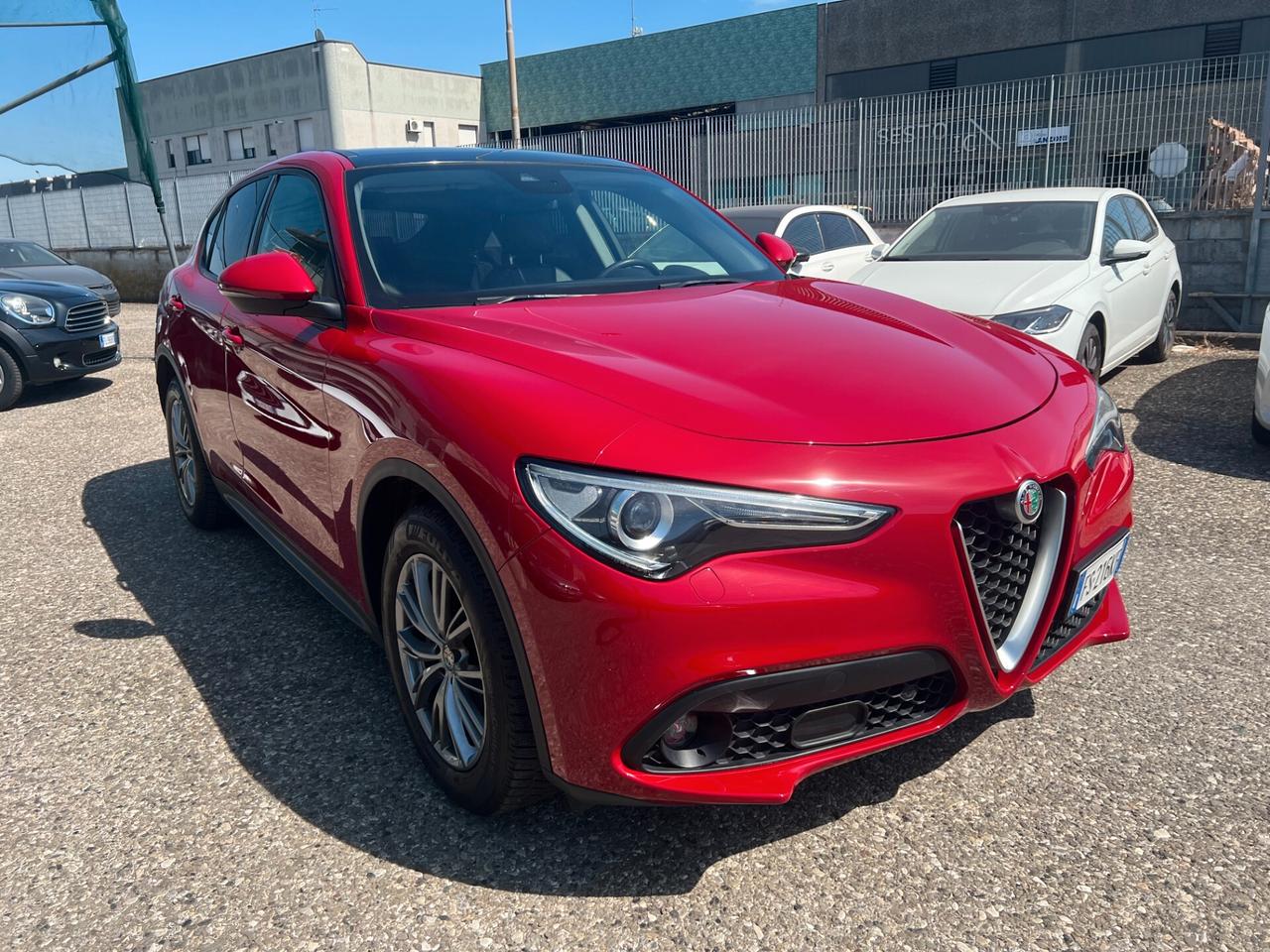 Alfa Romeo Stelvio 2.2 Turbodiesel 180 CV AT8 RWD Business