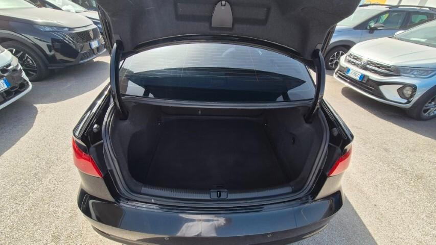 Audi A3 Sedan 1.6 TDI ultra Attraction (TETTO APRIBILE) - 2015